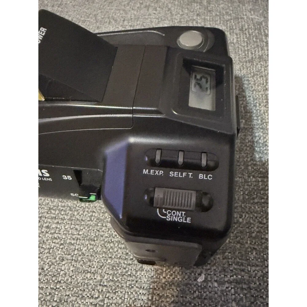 Chinon Genesis III Macro Zoom Lens 38-110mm Automatic Film Camera -Powers On